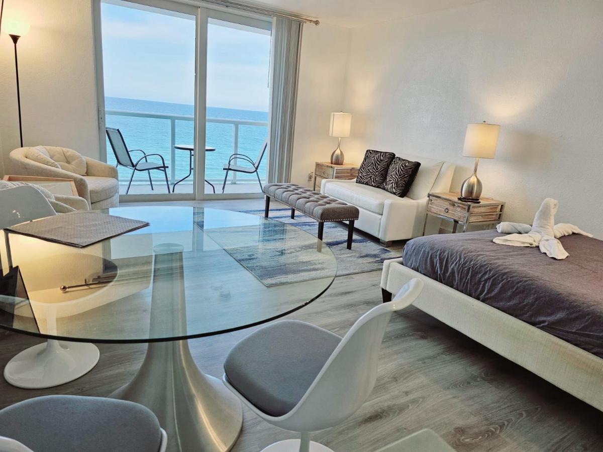 Appartamento Oceanfront With Balcony Sunny Isles - Spectacular! Miami Beach Esterno foto